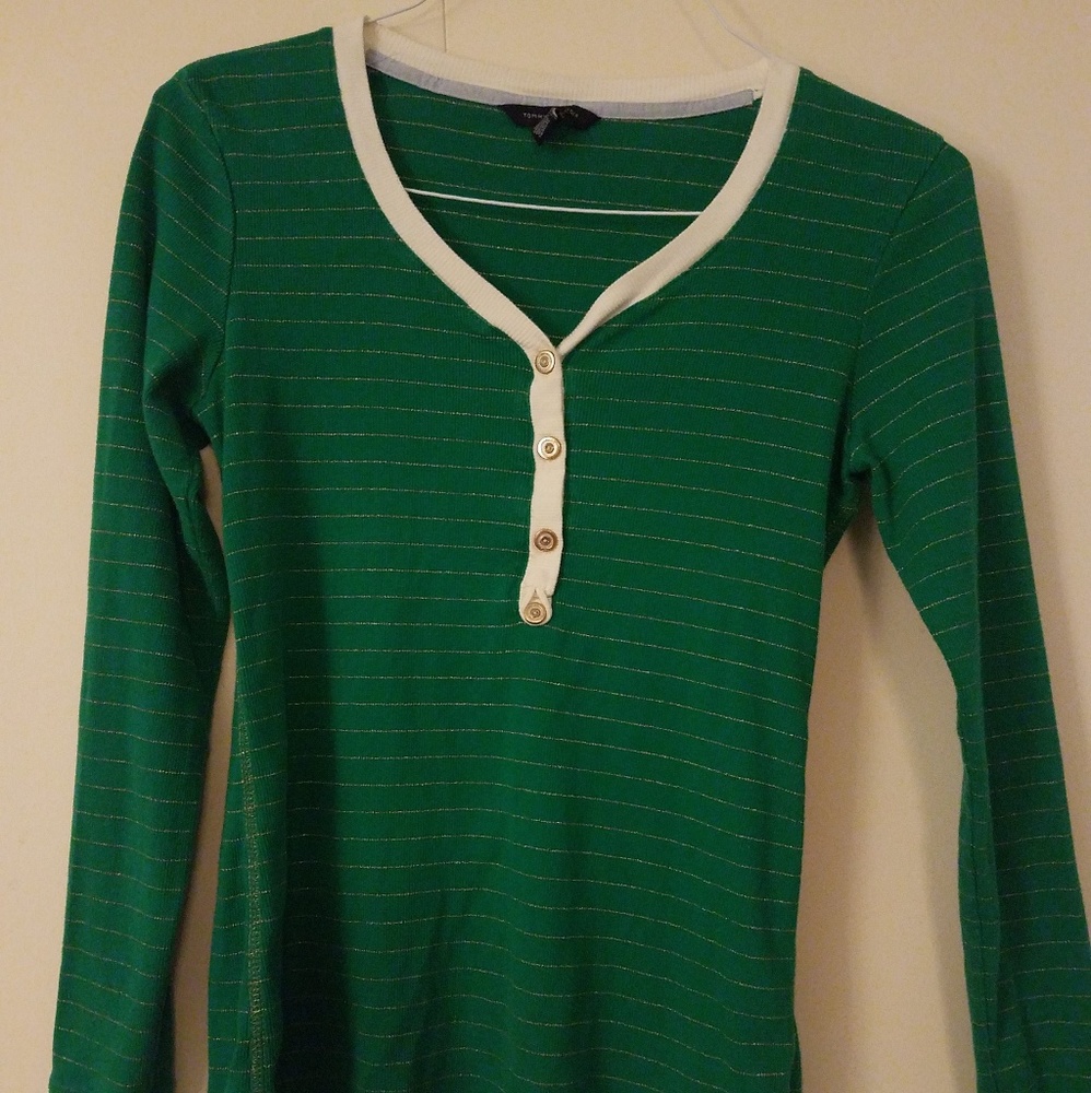 Tommy Hilfiger - M green w/ gold stripes sweater
